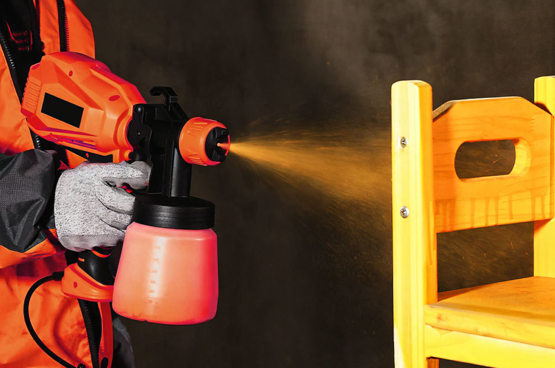 Elektrická stříkací pistole na autolaky